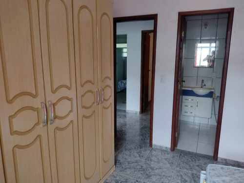 Casa Próximo Ao Muro Da Base Aérea Naval De São Pedro Da Aldeia