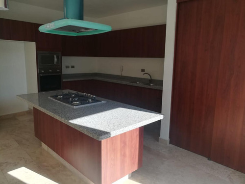 Imagen 5 de 30 de Casa - Fraccionamiento Lomas De Angelópolis