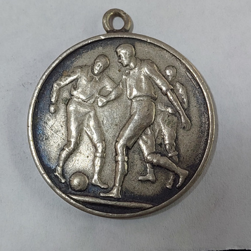 Medalla Antigua Futbol Al Relieve 35x30 Mm Metal  - 1054