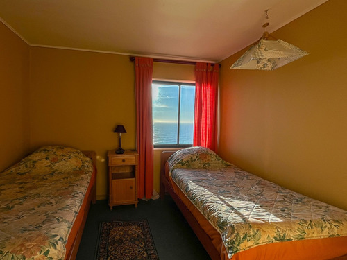 Hostal Con Impresionante Vista En Cerro Tacna, Maitencillo
