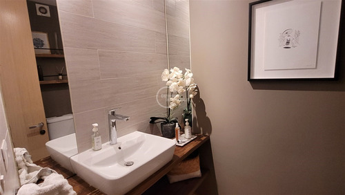 Departamento En Venta De 5 Dorm. En Las Condes