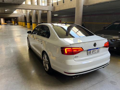 Volkswagen Vento 2.0 Gli