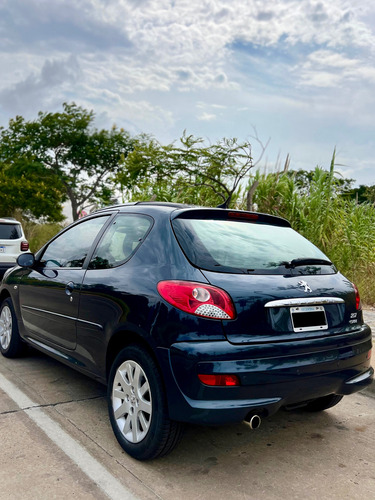 Peugeot 207 1.6 Xt