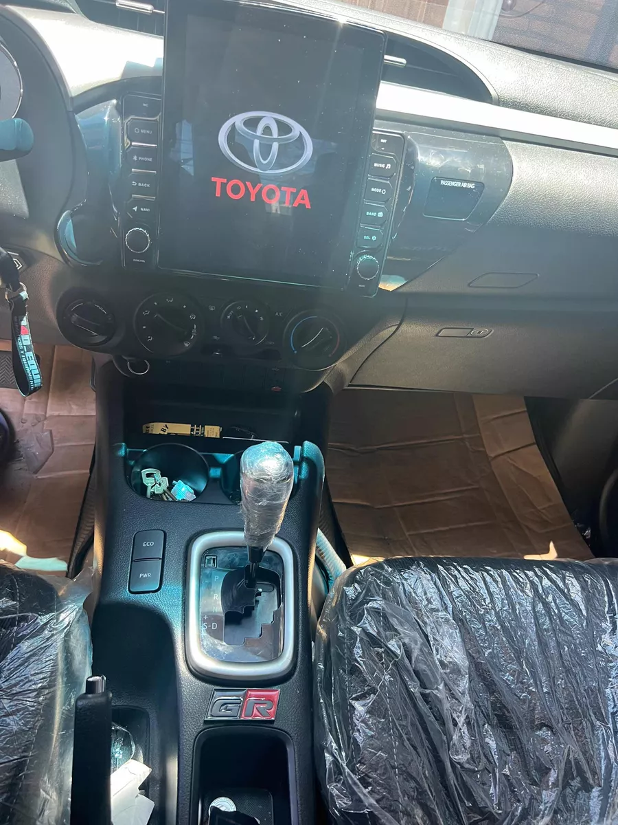 Toyota Hilux 2.4 Cd Sr 150cv 4x2