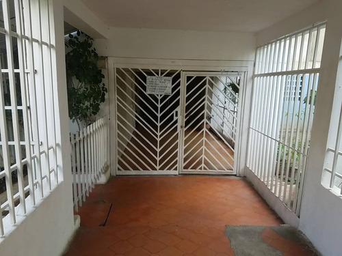 Imagen 12 de 15 de Apartamento En Venta El Valle Vista Hermosa- Caa- +584242441712