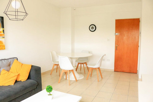 Departamento En Venta De Un Dormitorio, La Plata
