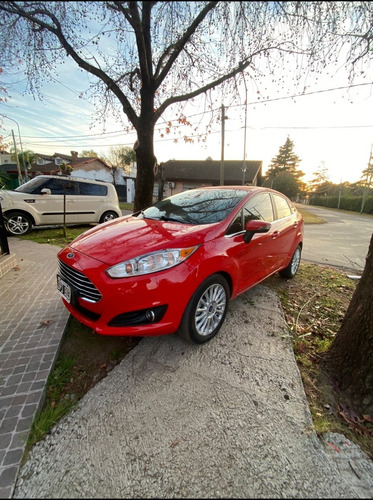 Imagen 6 de 9 de Ford Fiesta Kinetic Titanium 1.6 4 Ptas. At ( Powershift )