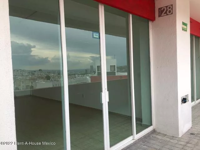 Local Comercial Con Giro Exclusivo, El Mirador. Venta