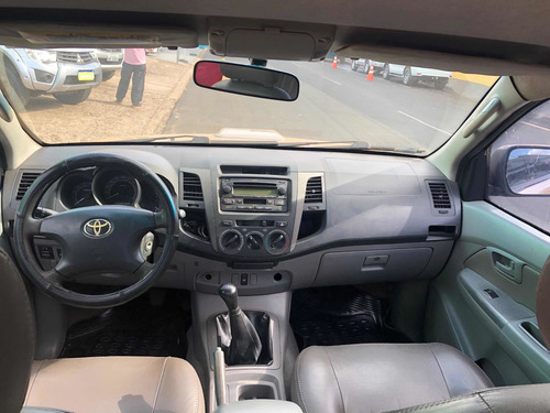 Imagem 2 de 4 de Toyota Hilux 2006 3.0 Srv Cab. Dupla 4x2 4p
