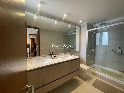 Departamento En Venta De 4 Dorm. 3 Baños Condomi En Vitacura
