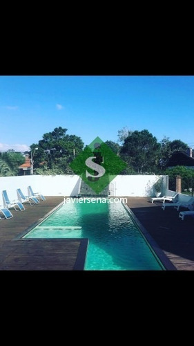 Alquiler De Casa En La Mansa, 5 Dormitorio, 3 Baños, Servicio, Piscina, Buen Lugar.- Ref: 168132