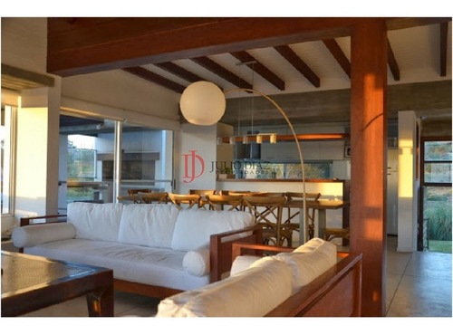 Imagen 4 de 30 de Casa En El Chorro Excelente Zona
