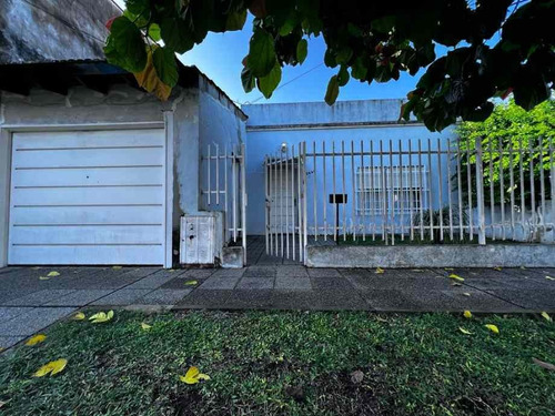Casa En Venta En El Palomar