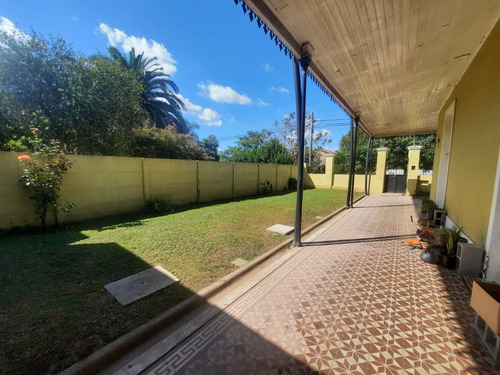 Casa Multiuso En Perfectas Condiciones Con Servicios De Gas Natural, Cloacas, Y Luz