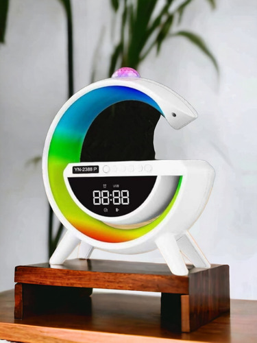 Lampara De Mesa Forma G Cargador Radio Bocina Bluetooth