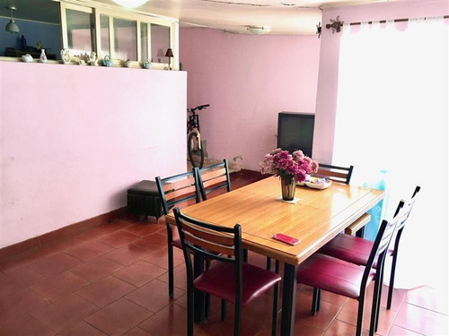 Gran Precio!! 2 Casas Juntas En 177 M2 De Terreno En Calle E