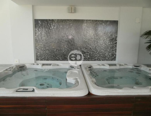 Venta Apartamento 3 Dormitorios En Suite Playa Mansa