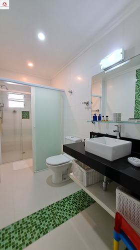Imagem 8 de 20 de Praia Das Pitangueiras, Guarujá, Reformado, 4 Dormitórios (1 Suíte), Sala Para 3 Ambientes, Sacada Envidraçada, Lazer, 2 Vagas De Garagem - Ap05870 - 69445243