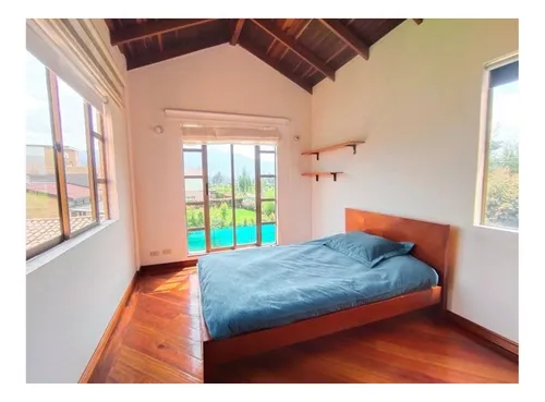 Casa De Ensueño En Chía, Conjunto Aquitania 290mts2 Const. / 895mts2
