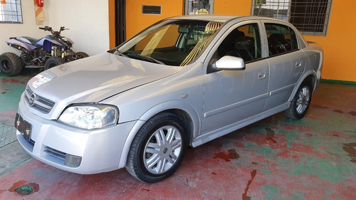 Imagen 3 de 15 de Chevrolet Astra 2.0 Gls Con Gnc