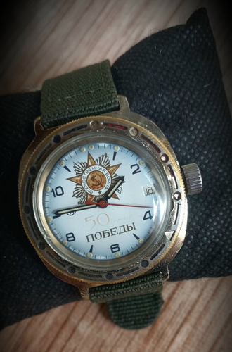 Relógio Urss Vostok Komandirskie, Mecânico Wosto A Corda Verde-musgo Dourado-escuro Branco (Usado)