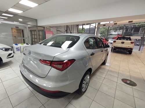Imagen 5 de 25 de Fiat Cronos Attractive 1.3 (*dr*)