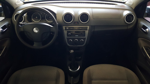 Volkswagen Voyage 1.6 Highline 101cv