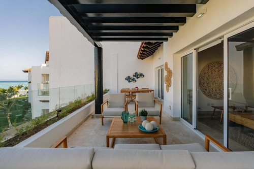 Renta Apartamento En Primera Linea De Playa, Punta Palmera, Cap Cana, Punta Cana