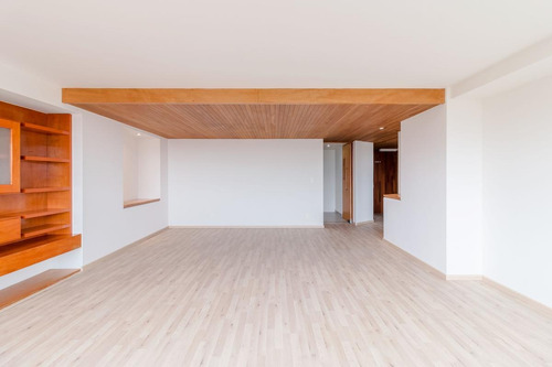 Departamento En Santa Fe, A Un Lado De La Ibero. En Proceso De Remodelación