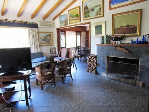 Casa En Venta En Península.- Ref: 2663