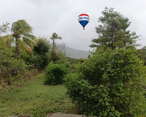 Re/max 2 Mil Vende Terreno En Tacarigua, Nueva Esparta, Isla De Margarita