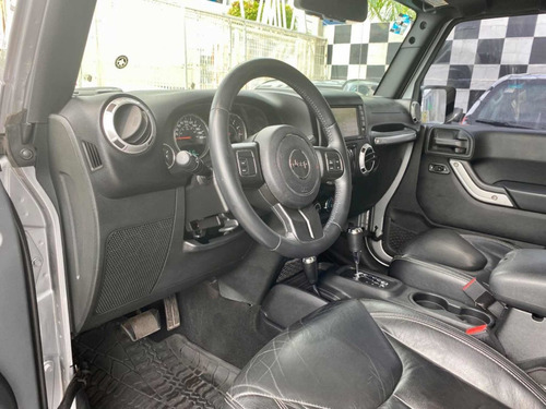Imagen 5 de 8 de Jeep Wrangler 2015 3.6 3p Sahara V6 4x4 At