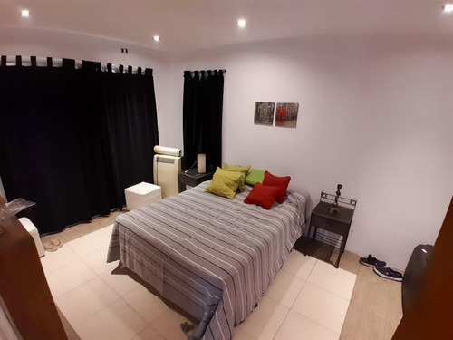 Casa En Venta Barrio Malibu Canning