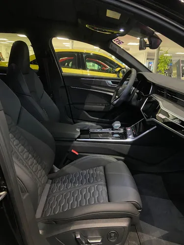 Audi RS6 4.0 V8 Performance Tiptronic Quattro