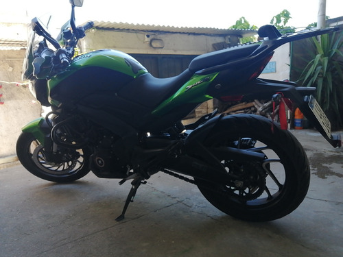 Bajaj Dominar
