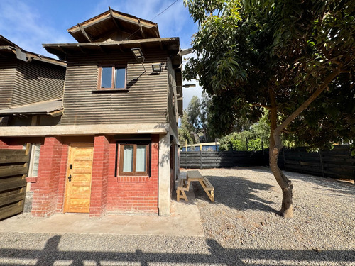 Casa Céntrica En Maitencillo 2 Pisos, Patio Amplio, Opción