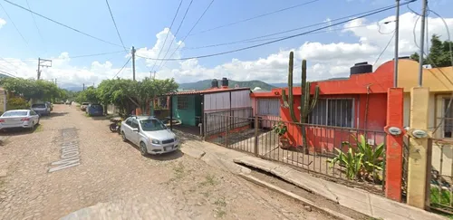 Casa En Venta, Frac. Los Naranjos, Autlan De Navarro, Jalisco. 2 Recamaras, 2 Baños, 1 Estacionamientos. ¡¡¡ Remate Bancario !!! -jmjc9
