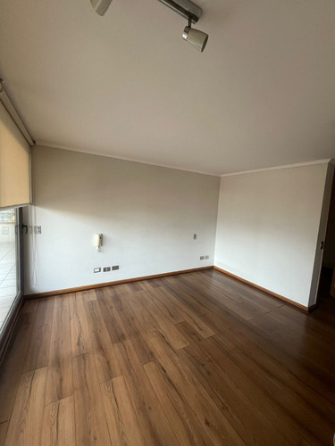 Impecable, Rosario Norte-alonso De Córdova, Metro Manquehue