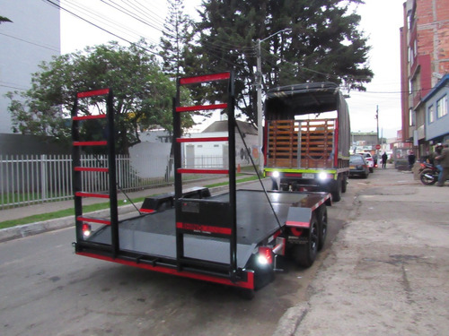 Imagen 4 de 15 de Trailer O Remolque Tipo Cama Baja Para Transporte De Maquina