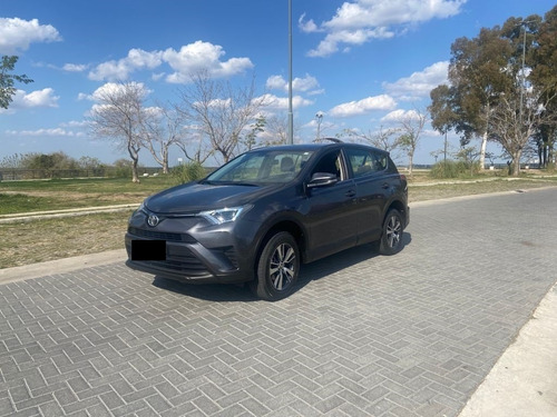 Imagen 1 de 8 de Toyota Rav 4, 2.0 Tx. Modelo 2017.