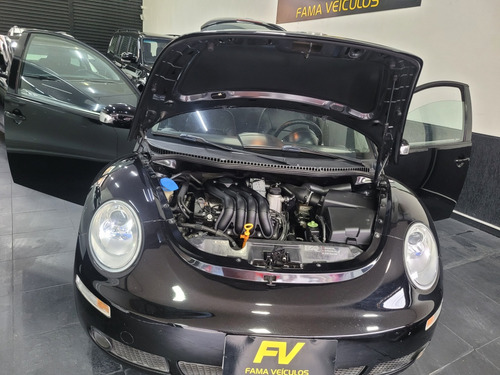 Volkswagen New Beetle 2.0 3p Automática