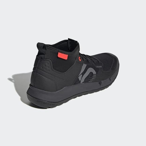 Tenis adidas Trailcross