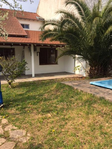 Casa Amplia En Venta En San Fernando - Punta Chica Alto