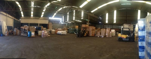 Imagen 2 de 5 de Venta Deposito Con Oficinas De 2500 M2 En Barracas -con Renta Consulte
