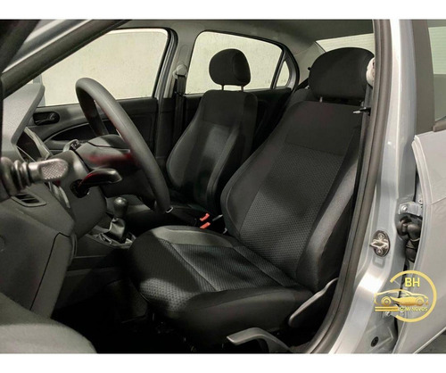 Volkswagen Voyage W/ 1.6L MB5