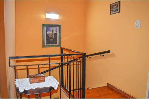 Venta Duplex 4 Amb Con Cochera Y Patio -b. Privado