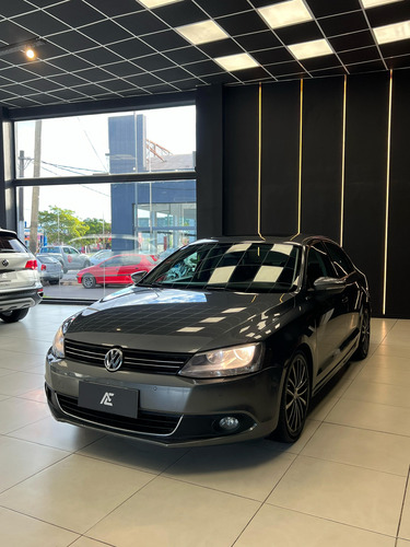 Volkswagen Vento 2.0 Sportline Tsi 200cv