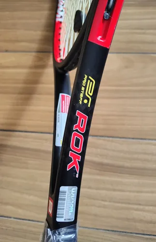 Raquette Wilson Pro Staff ROK Mid 93 – Grip 4 3/8, 320 G, 18x20, Occasion Avec Signes D'usure
