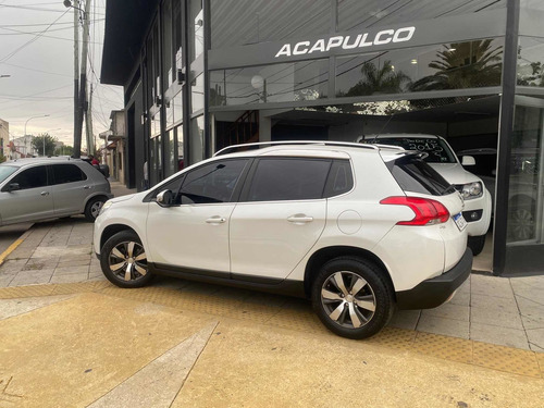 Imagen 3 de 9 de Peugeot 2008 2018 1.6 Feline