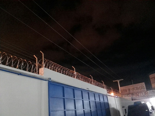 Imagen 2 de 5 de Cerca Eléctrica